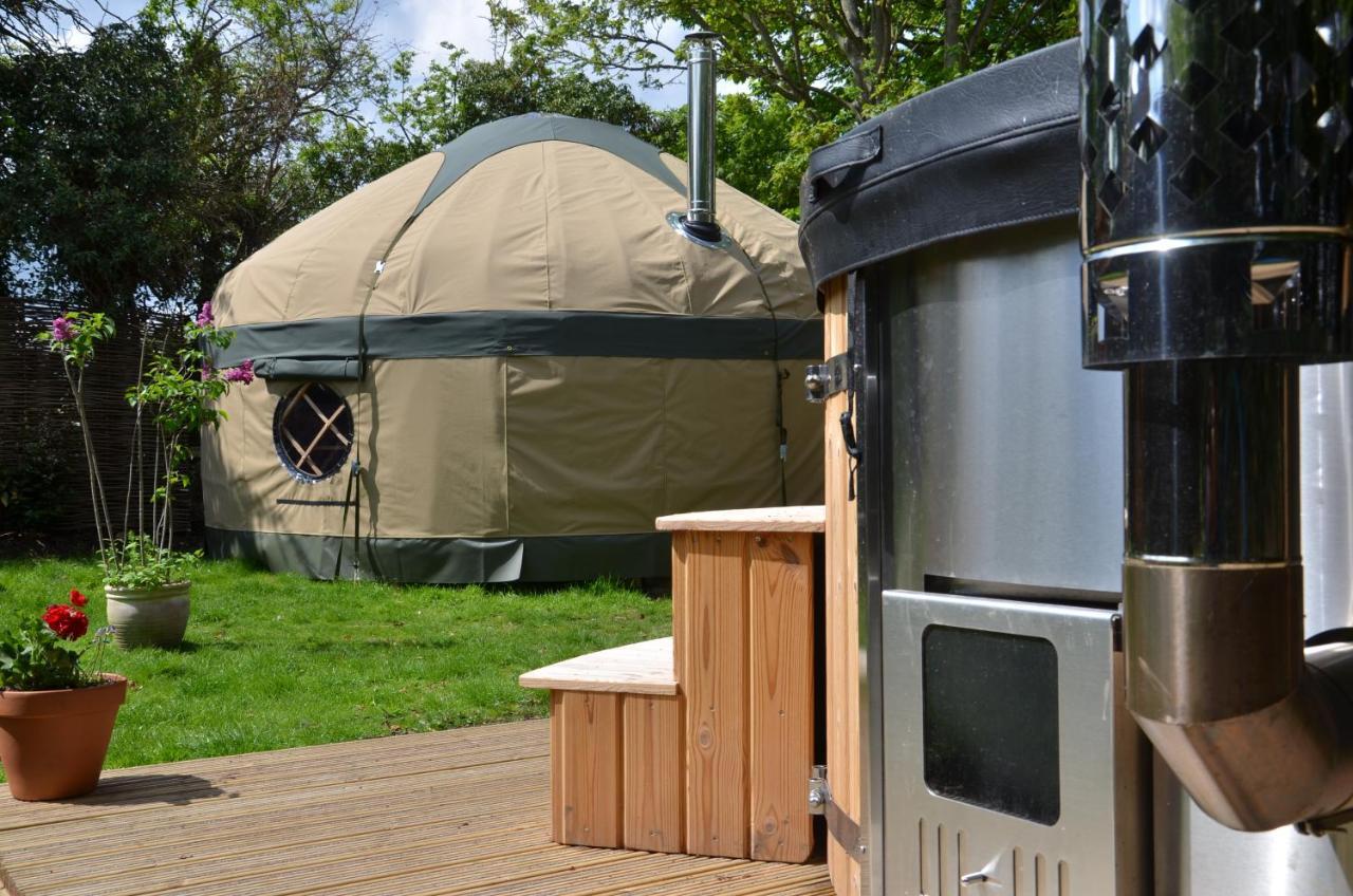 Stamford Meadows Glamping With Private Hot Tubs Hotel Екстериор снимка
