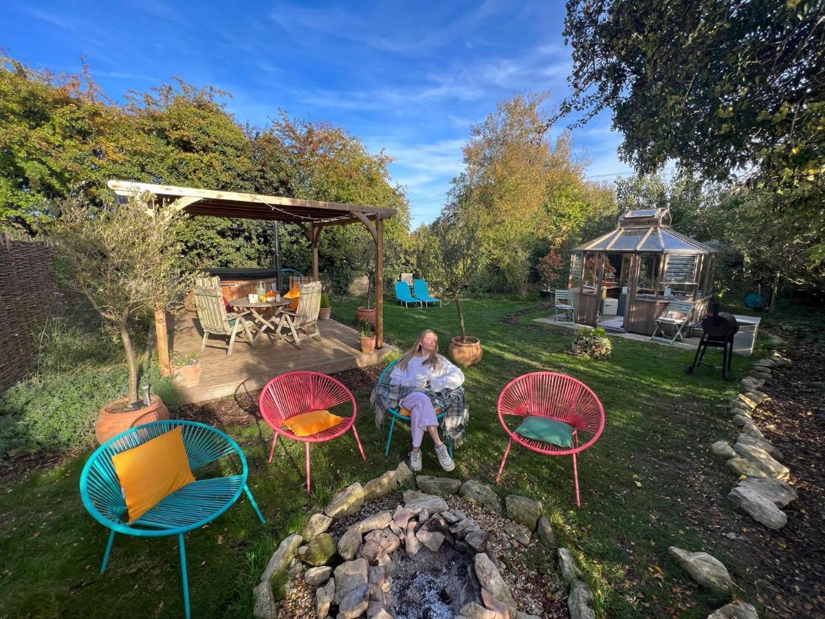 Stamford Meadows Glamping With Private Hot Tubs Hotel Екстериор снимка